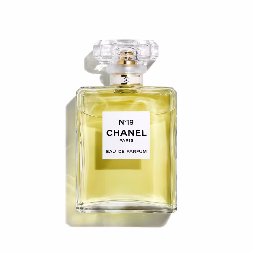 Perfume Chanel N° 19 EDP Mujer